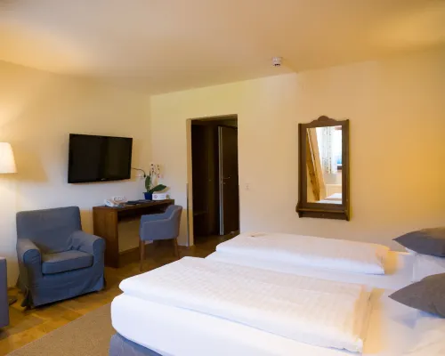 Hotel Kaiserhof Hotels in Anif