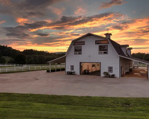The Horse Shoe Farm Hotels in Henderson County