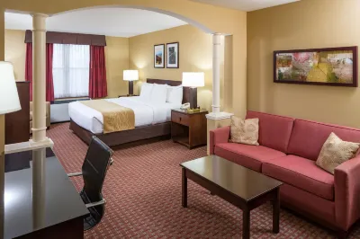 Comfort Inn & Suites Near Burke Mountain فنادق في ليندونفيل