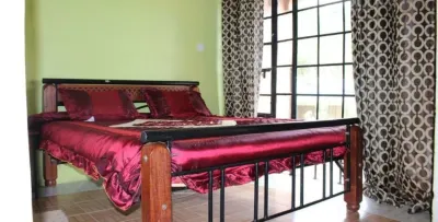 Jordan Breeze Hotels near Tinga Town