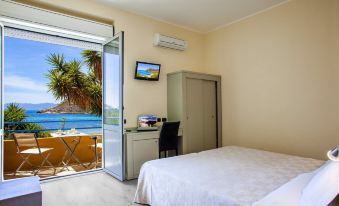 Hotel Calamosca