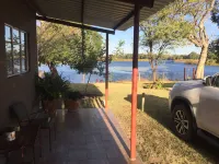Ditlhapi Guest House - Apartments