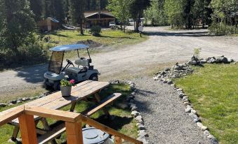 Carlo Creek Cabins