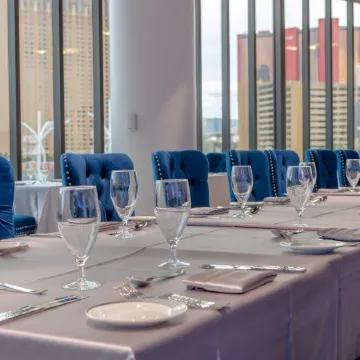 The Ahern Luxury Boutique Hotel Отели рядом с достопримечательностью «Вулкан отеля Mirage»