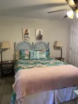 Candlelight Cottages by the Beach Hotels near Gramma's Attic