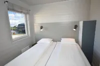Lankanholmen Hotels near The Whale Center