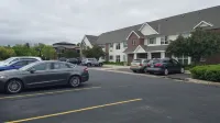 Baymont by Wyndham Wichita East - Parkplatz