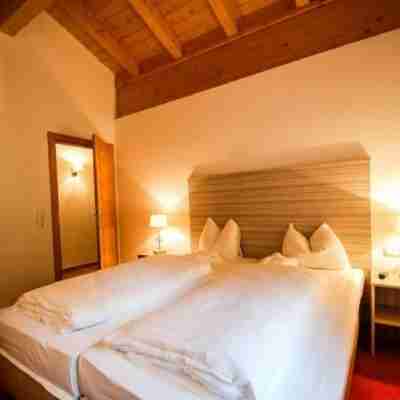 All Seasons Lodge by All in One Apartments Rooms