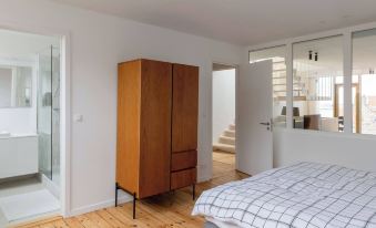Top Floor New Duplex Stunning View In Trendy St Gilles