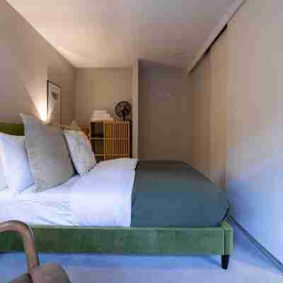 Verdana Suite   1BD Flat Near Centre Rooms