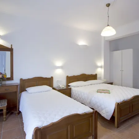 Alexandra Hotel