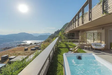 La Vista Bonita by Rent All Como