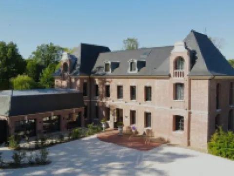 Les Jardins de Joséphine - le Manoir Hotels in Evreux