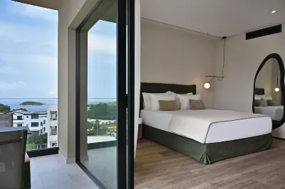 Muze Hotel Отели в г. 