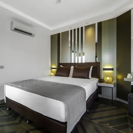 Riviera Hotel & Spa