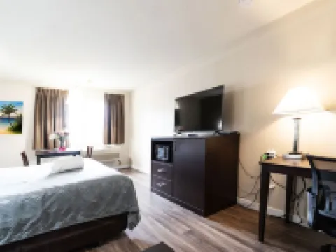 Ocean Star Inn Hotels in Sequim