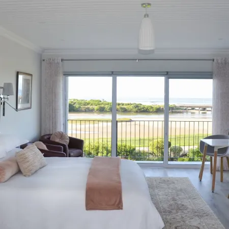 Serenity Ocean Lodge