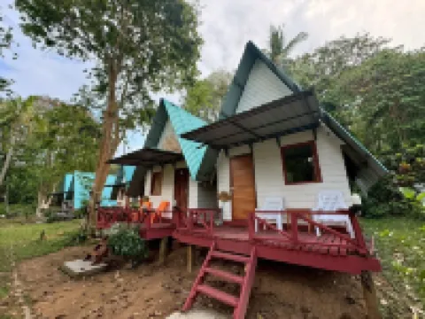 ลิบง บีช รีสอร์ท โรงแรมในอำเภอ กันตัง