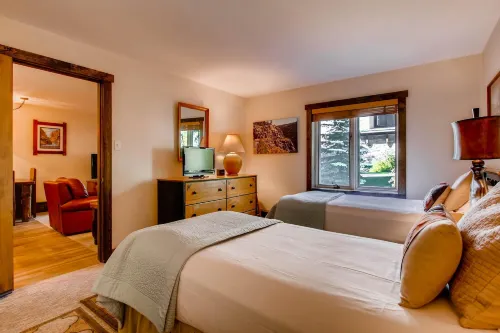 Westwind 108 2Bd 2BA Platinum Condo in Lionshead Village