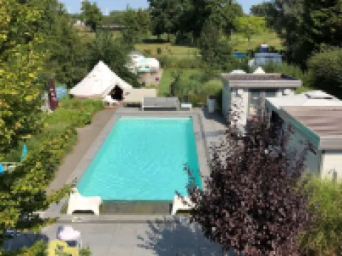 Guesthouse de Witte Merel Deluxe Hotels in Beringen