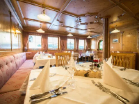 Turmhotel Gschwendt Hotels in Valle Di Casies