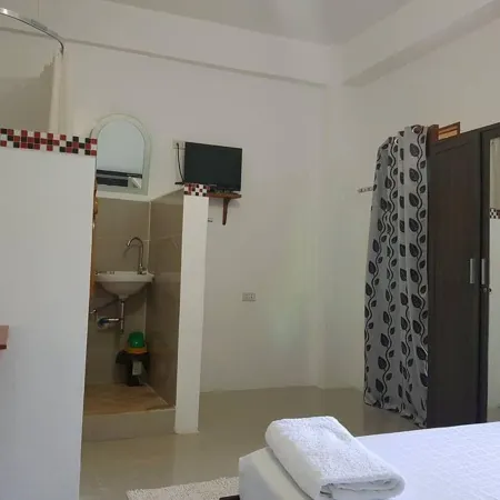 HangOut Beach & Resort