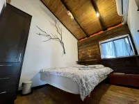 The Urban Chalet - 2성급