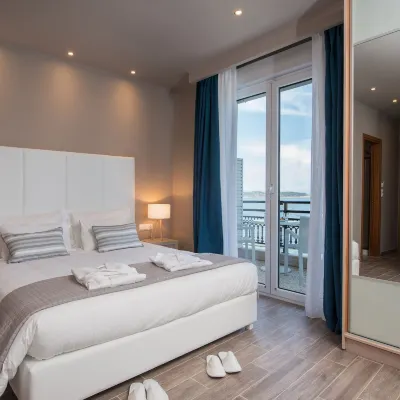 Angelica Hotel Hotels near Marble Beach
