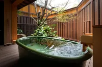 Matsudaya Hotel - avec sources thermales