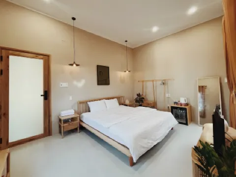 Xom House Bien Ho 酒店
