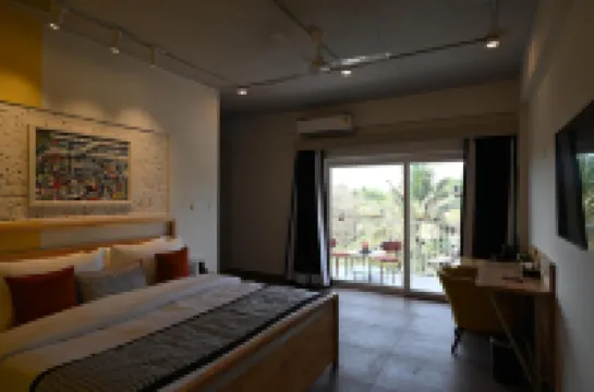 Bedzzz Xclusiv Morjim, Goa by Leisure Hotels Hotel a 