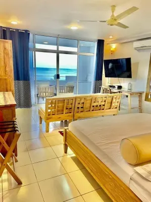 Studios- Beauvallon Studios Mahe Island, Seychelles Hotels in Де Кенси