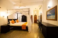 International Beach Hotel & Restaurant