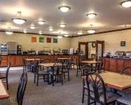 Comfort Inn & Suites Davenport - Quad Cities - sarapan