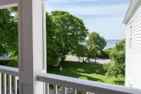 Harbour View Inn