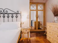 Costantinopoli 104 Hotels near Materdei