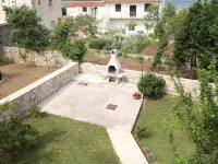 Apartments Tarragon Hotels in Tkon