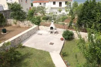 Apartments Tarragon - 3-Star