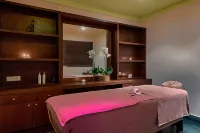 Louis Apostolata Island Resort - Spa