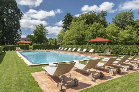 La Chapelle Saint Martin Отели в г. Сьё