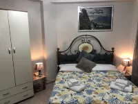 Il Giardino di Adriana فنادق في تيراتشينا