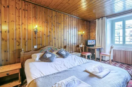 Le Chamonix Отели рядом с достопримечательностью «Ифран»