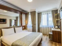 Kupeli Hotel Hotels near Rustem Pasa Mosque