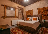 Larissa Cave Hotel - Balkon