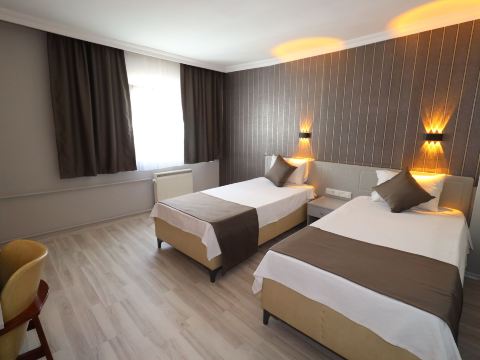 Artan Hotel