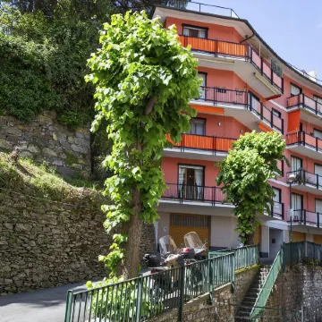 Relax in Giardino a Due Passi Dal Porto