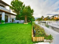 Villasonboard Dock Villa 3 Bed, 3 Bath, Canal, Greek Venice Porto Hydra Hotels in Ermioni