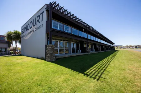 Suncourt Hotel & Conference Centre