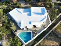 Villa Arades Sifnos with Private Pool - Huvilat