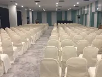 ホテル バイア アズール ゴメスのプール周辺のホテル